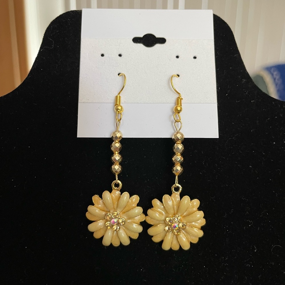 Handcrafted Enamel Flower Earrings With Rhinestones